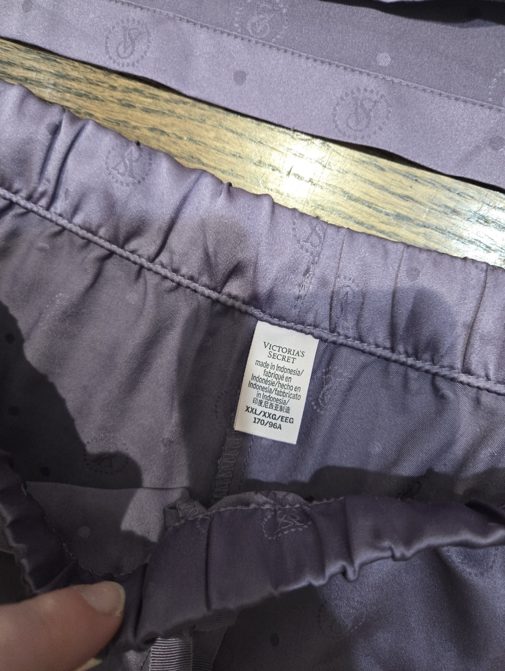 Victoria's Secret Purple Satin Logo Print Pajama Shorts Button Down 2x - Picture 3 of 6